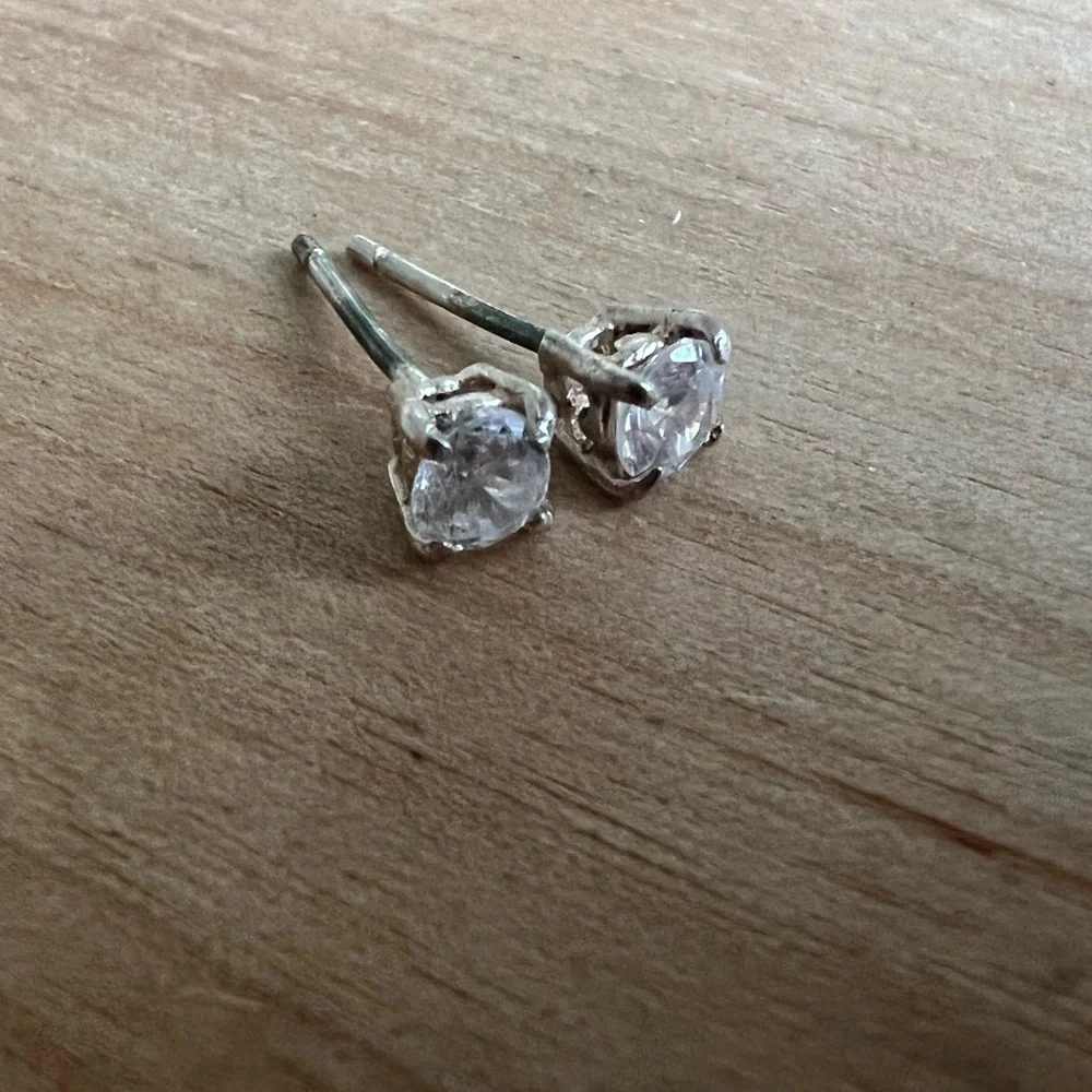 Cubic zirconia 925 Sterling silver stud earrings on posts